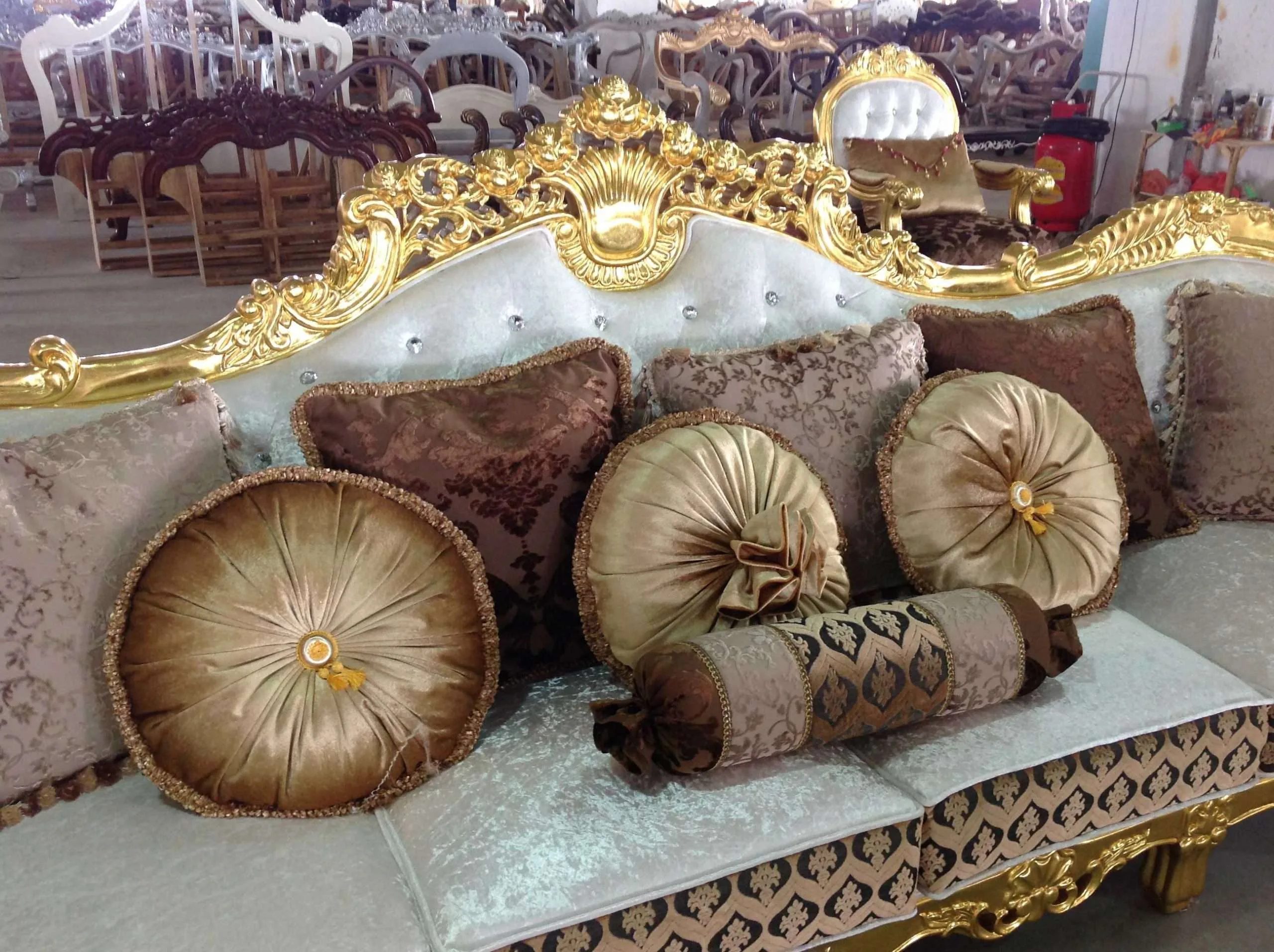 Luxury golden five seater sofa - Image 3