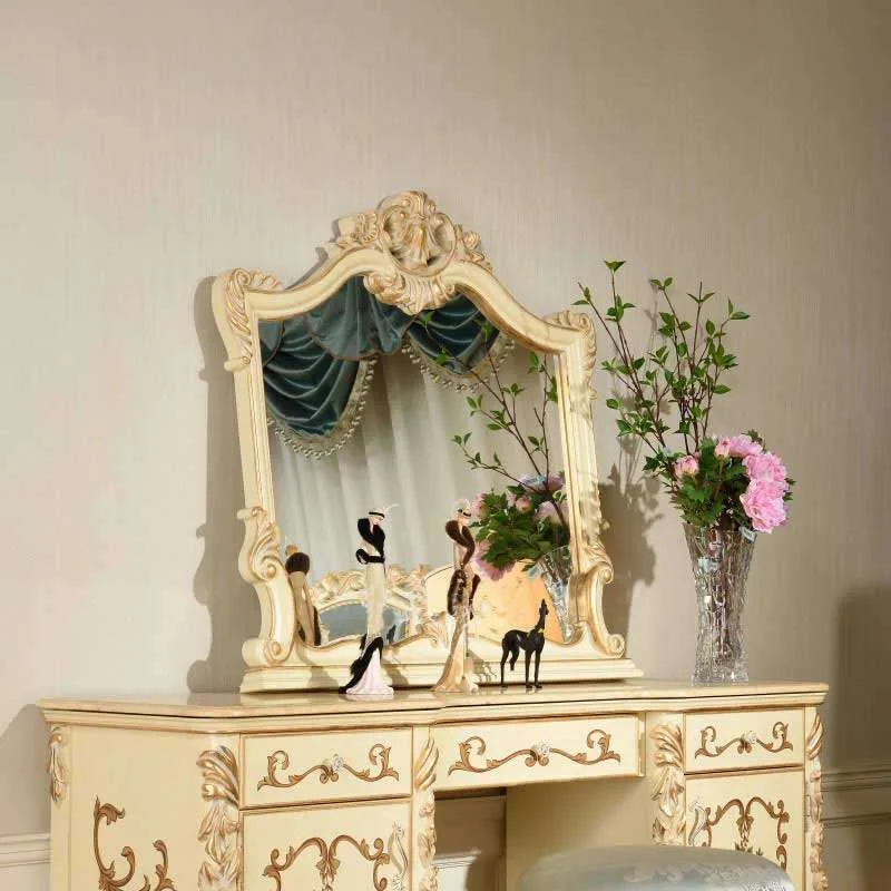 Luxury Makeup Vanities - Image 2