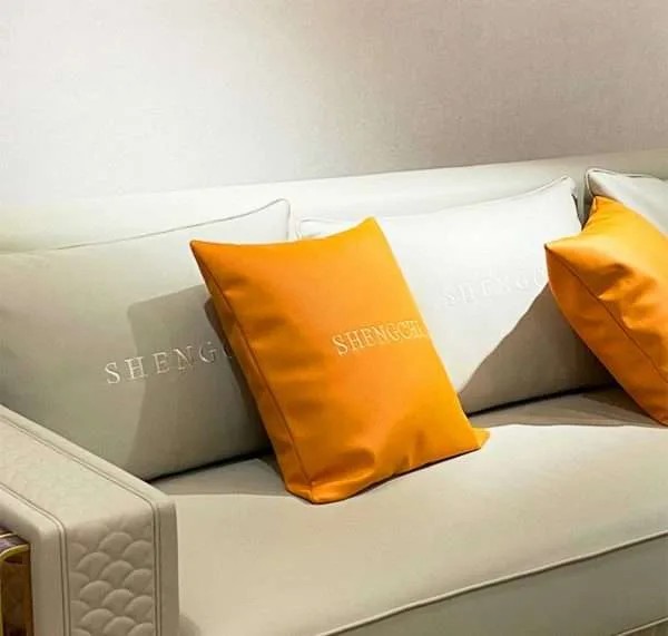 Luxury Modern Design Leather Sofa - Image 4