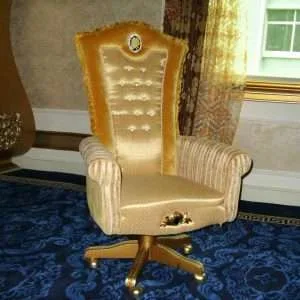 Luxury european golden boss chairs