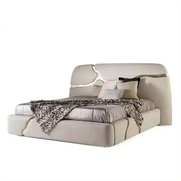 luxury Modern Italian bed - Image 5